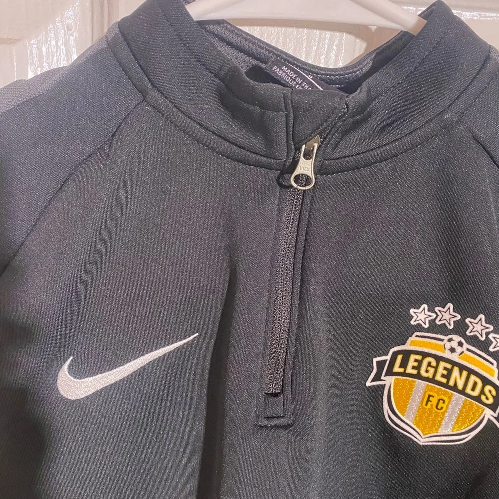Nike Legends Football Club Soccer - Picture 5 of 7